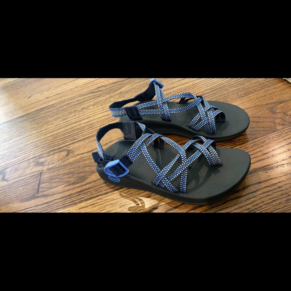 Womens Size 9 Chacos